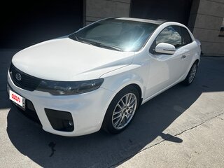 2011 Kia Cerato Koup II, белый, 920000 рублей, вид 2