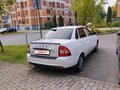 2017 Lada (ВАЗ) Priora I Рестайлинг, белый, 700000 рублей - вид 3
