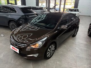 2015 Hyundai Solaris I Рестайлинг, коричневый, 1050000 рублей, вид 2