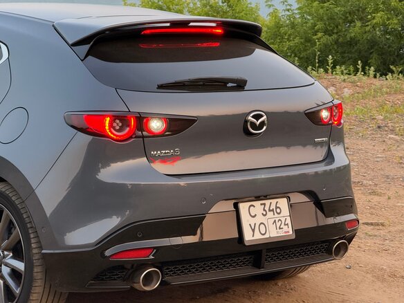 2019 Mazda 3 IV (BP), серый, 1600000 рублей - вид 10
