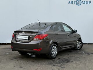 2015 Hyundai Solaris I Рестайлинг, коричневый, 800000 рублей, вид 5