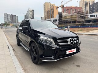 2017 Mercedes-Benz GLE 300 I (W166), чёрный, 3900000 рублей, вид 3