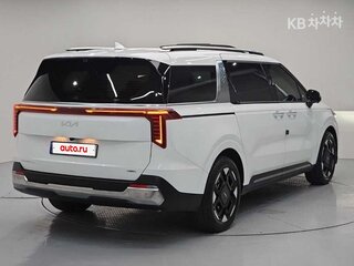 2026 Kia Carnival IV Рестайлинг, белый, 5570000 рублей, вид 4