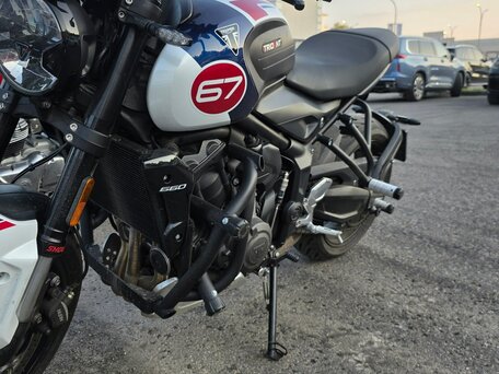 2024 Triumph Trident 660, синий, 950000 рублей, вид 3