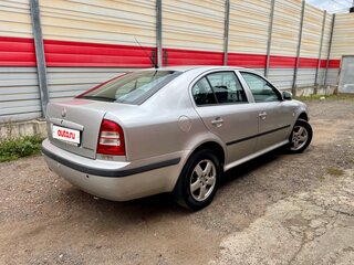 2001 Skoda Octavia I (A4) Рестайлинг, серебристый, 445000 рублей, вид 3
