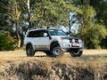2000 Mitsubishi Montero III, белый, 1350000 рублей
