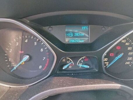 2013 Ford Focus III, серый, 525000 рублей, вид 4