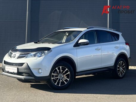 Toyota RAV4 IV (XA40)