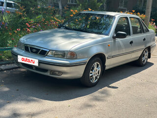 2005 Daewoo Nexia I, серебристый, 300000 рублей, вид 1
