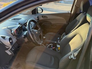 2012 Chevrolet Aveo II, чёрный, 650000 рублей, вид 4