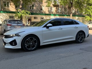 2021 Kia K5 III, белый, 3000000 рублей, вид 4