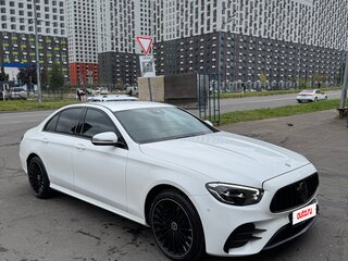2022 Mercedes-Benz E-Класс 200 V (W213, S213, C238) Рестайлинг, белый, 5990000 рублей, вид 3