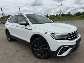 2022 Volkswagen Tiguan Allspace II Рестайлинг, белый, 2732000 рублей, вид 3