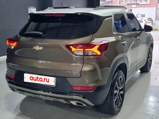 2022 Chevrolet TrailBlazer III, коричневый, 1550000 рублей, вид 3