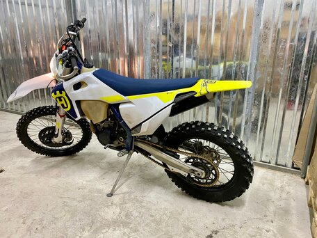 2022 Husqvarna FE 501, белый, 820000 рублей, вид 5