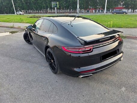 2019 Porsche Panamera 4 II, чёрный, 8500000 рублей, вид 4