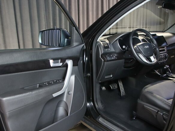 2014 Kia Sorento II Рестайлинг, чёрный - вид 6