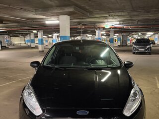 2015 Ford Fiesta Mk6 Рестайлинг, чёрный, 750000 рублей, вид 3