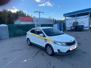 2014 Kia Rio III, белый, 580000 рублей, вид 2