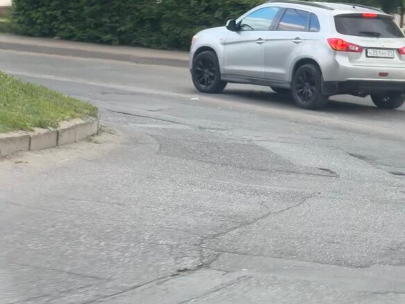 2012 Mitsubishi ASX I Рестайлинг, серебристый, 1150000 рублей - вид 4