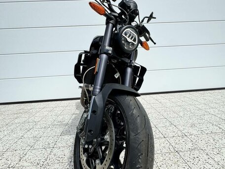 2022 Indian FTR 1200, чёрный, 988000 рублей, вид 4