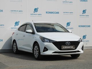 2020 Hyundai Solaris II Рестайлинг, белый, 1240000 рублей, вид 3