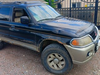 2000 Mitsubishi Montero Sport I, чёрный, 290000 рублей, вид 4