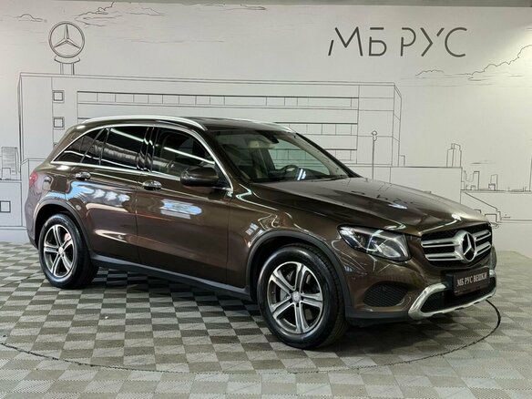 2016 Mercedes-Benz GLC 250 I (X253), коричневый, 3000000 рублей - вид 5