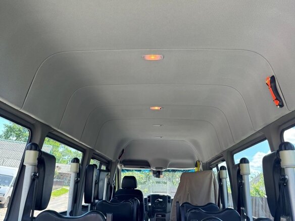2016 Mercedes-Benz Sprinter, жёлтый, 2200000 рублей - вид 8