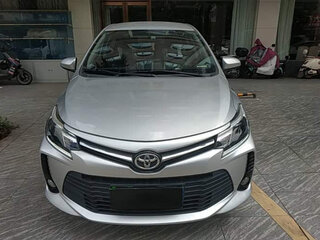 2022 Toyota Vios III Рестайлинг, серебристый, 992999 рублей, вид 2