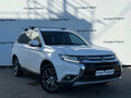 2017 Mitsubishi Outlander III Рестайлинг 2, белый, 1790000 рублей - вид 2