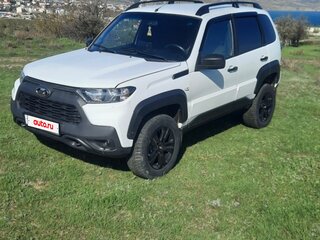 2022 Lada (ВАЗ) Niva Travel I, белый, 1000000 рублей, вид 1
