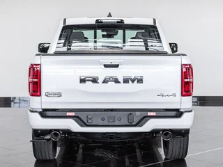2026 Ram 1500 Crew Cab eTorque V Рестайлинг, белый, 11140000 рублей, вид 5