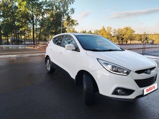 2014 Hyundai ix35 I Рестайлинг, белый, 1200000 рублей, вид 3