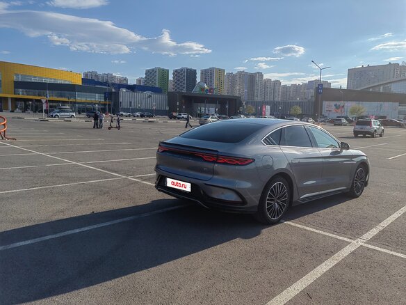 2022 BYD Han DM-i I Рестайлинг, серый, 3350000 рублей - вид 3