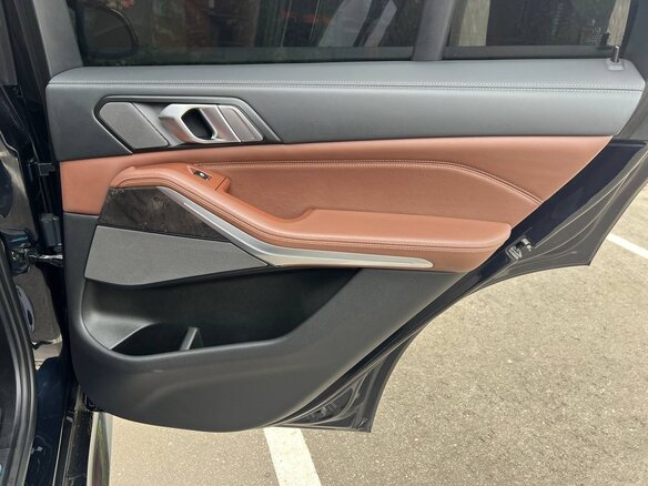 2020 BMW X5 30d IV (G05/G18), чёрный, 8000000 рублей - вид 23