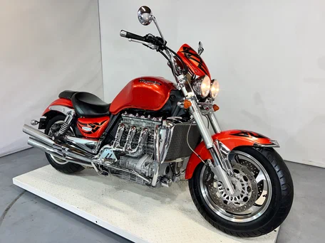 2005 Triumph Rocket III, красный, 560000 рублей, вид 2
