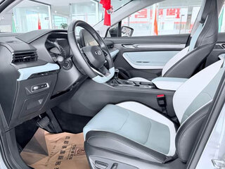 2022 Geely Emgrand S, серый, 1132999 рублей, вид 4