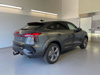 2026 Audi Q3 Sportback TFSI III (FJ), серый, 4980000 рублей, вид 4
