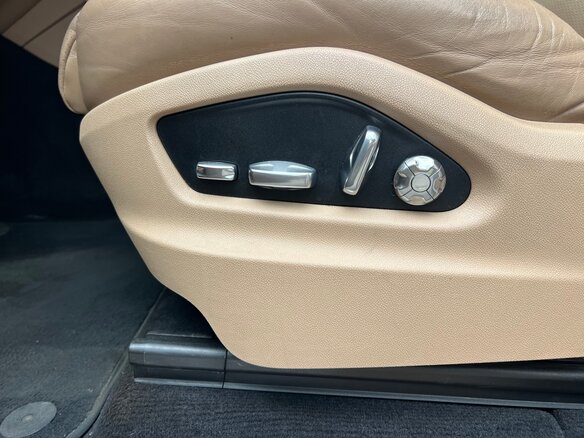 2019 Porsche Cayenne III, коричневый - вид 17