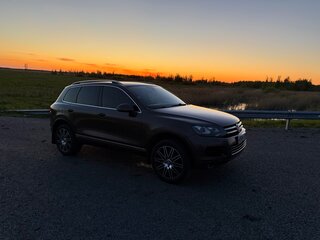 2011 Volkswagen Touareg II, коричневый, 2050000 рублей, вид 3