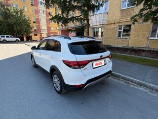 2020 Kia Rio X-Line IV, белый, 1487000 рублей, вид 5
