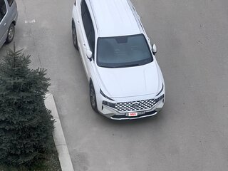 2021 Hyundai Santa Fe IV Рестайлинг, белый, 3850000 рублей, вид 3