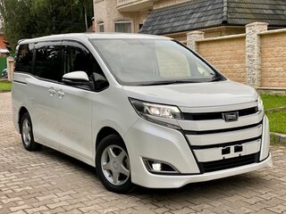 2020 Toyota Noah III (R80) Рестайлинг, белый, 2100000 рублей, вид 2