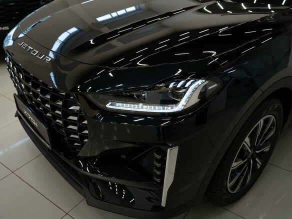 2026 Jetour X70+ I Рестайлинг, чёрный, 3068010 рублей - вид 2