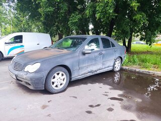 2000 Mercedes-Benz C-Класс 200 II (W203), чёрный, 400000 рублей, вид 1