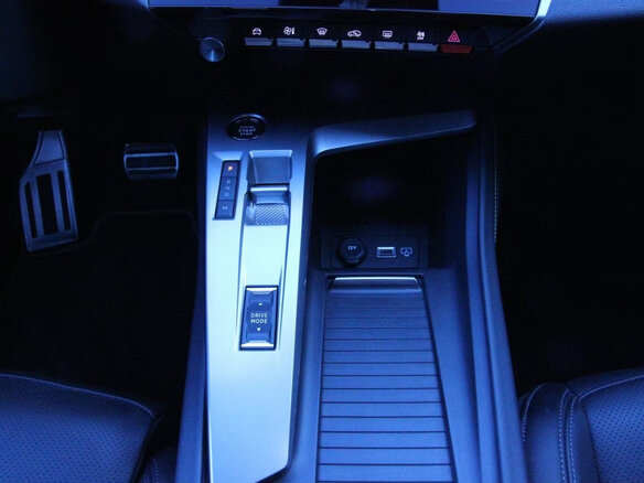 2024 Peugeot 408 III, чёрный, 4987114 рублей - вид 16