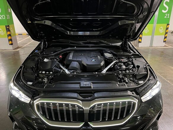 2024 BMW 5 серии 530i xDrive VIII (G60/G61/G68), серый, 7500000 рублей - вид 11