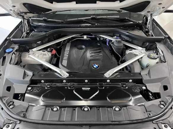 2025 BMW X5 40i IV (G05/G18) Рестайлинг, белый, 15290000 рублей - вид 14