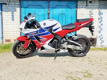 2013 Honda CBR 600RR, красный, 750000 рублей, вид 1